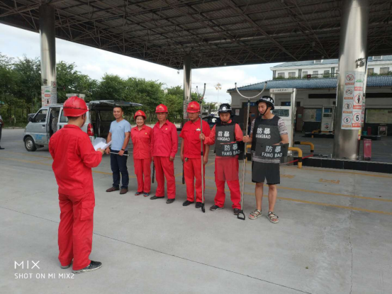 為保障安全生產(chǎn)，公司開(kāi)展反恐應(yīng)急演練